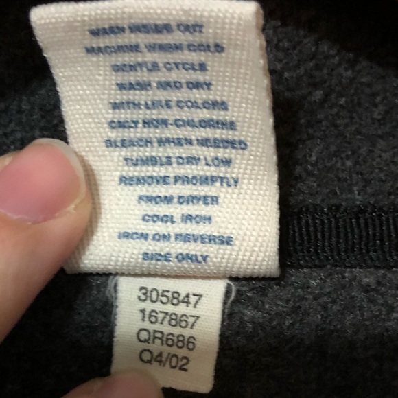 🔥 LAST CHANCE 🔥
Old Navy Pullover w/ Zipper - Picture 7 of 13